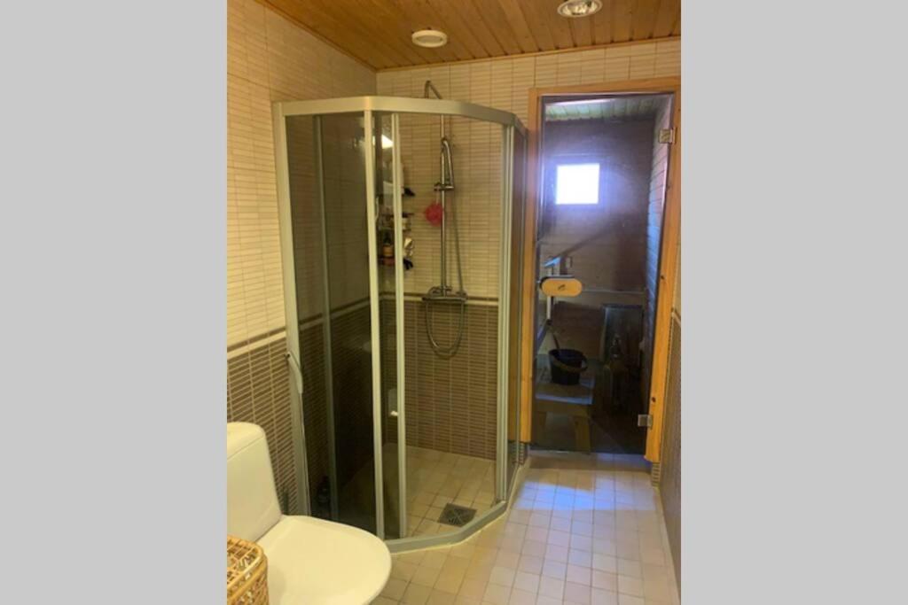 Luxus House With Sauna Nearby Airport Apartment วานตา ภายนอก รูปภาพ
